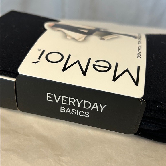 NWT MEMOI (2 pair) Black Control Top Opaque Tights. Size L/XL - Picture 2 of 5